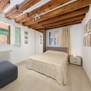 https://cadamore.hotelinveneto.com