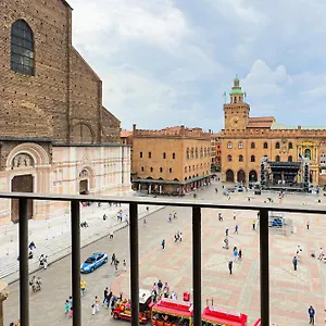 https://immobo-domus-piazza-maggiore-view.emilia-romagnahotels.net
